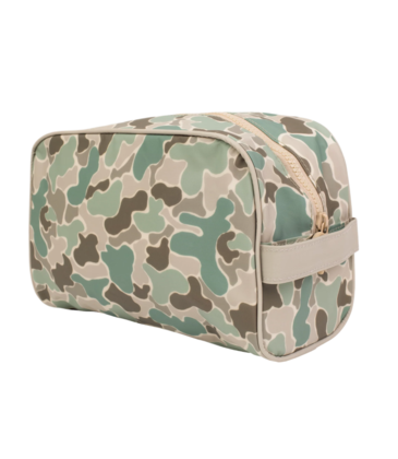 Apple of My Isla Apple of My Isla The Dopp Kit - Camo