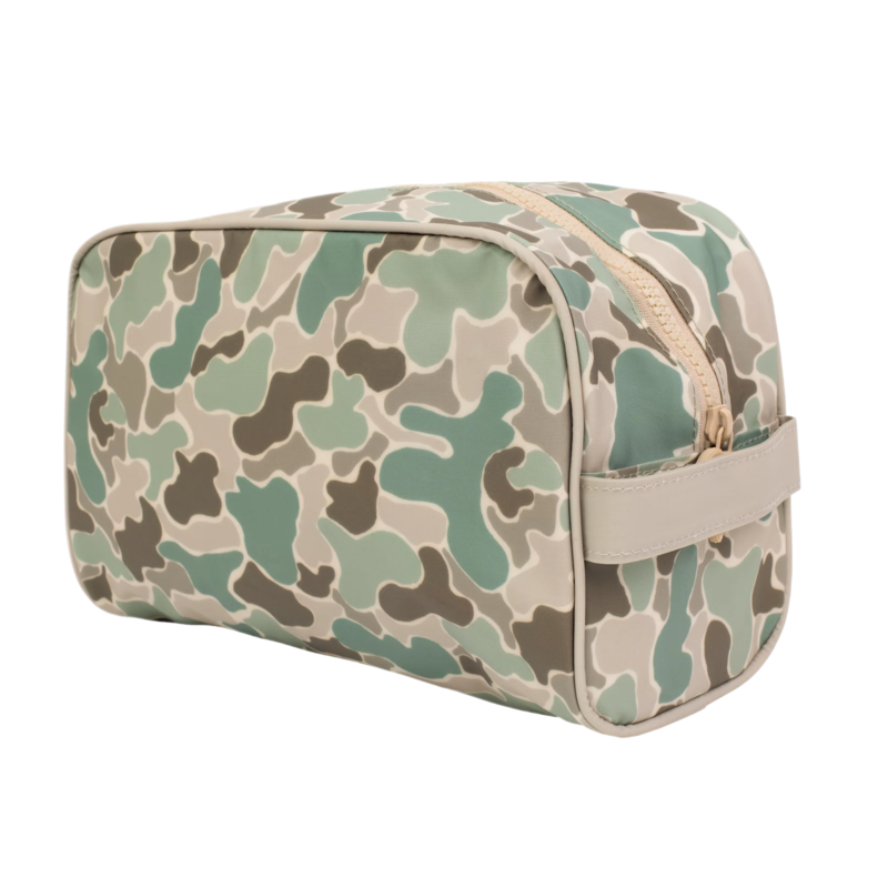 Apple of My Isla Apple of My Isla The Dopp Kit - Camo