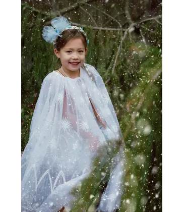 Great Pretenders Great Pretenders Winter Wonderland Cape