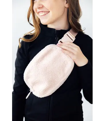 Mila & Rose Mila & Rose Light Pink Fleece Belt Bag