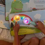 Glo Pals Glo Pals Light Up Book - Pippa's Prehistoric Pals