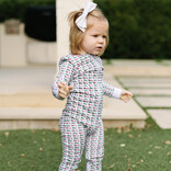 Lila + Hayes Lila + Hayes Parker - Christmas at the Club