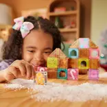 MAGNA-TILES mircoMAGS Gingerbread House 24 Piece Travel Set