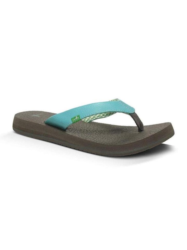Buy MEGNYA Yoga Mat Flip Flops for Women, Comfortable Foam Sandals for  Walking, Flexible and Lightweight Slippers for  Beach/Holiday/Poolside/Outdoor Activities Bordeaux Size 9 Online at Lowest  Price Ever in India