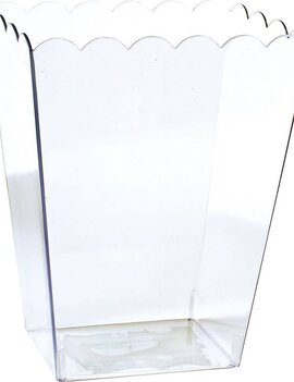Large Clear Plastic Scalloped Container