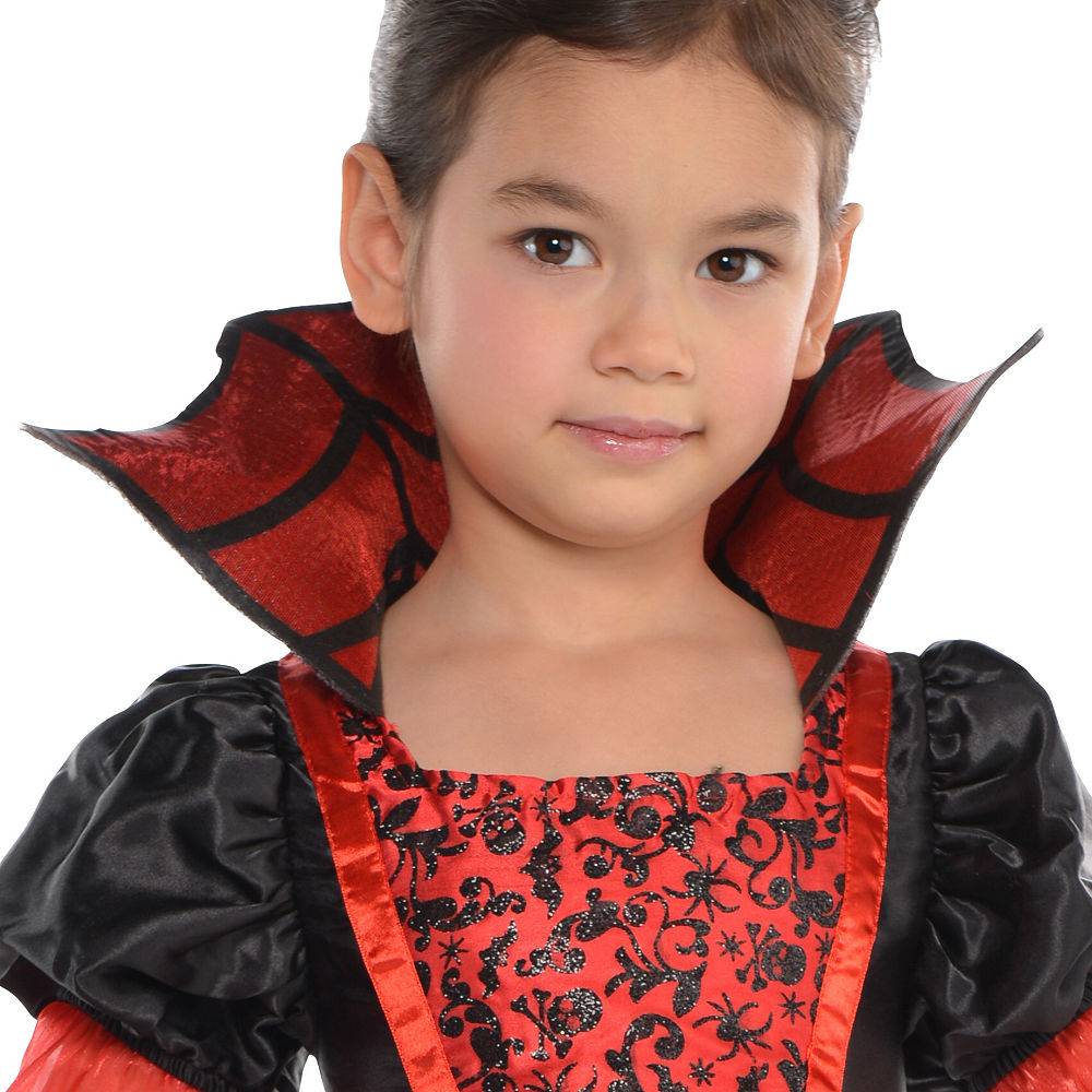 **Girls Vampire Queen