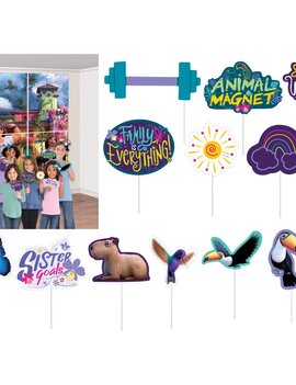 Encanto Scene Setter with Props