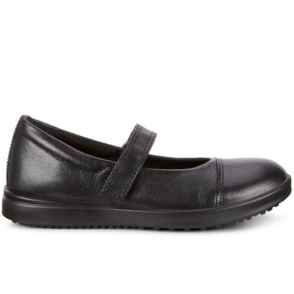 ecco kid shoes