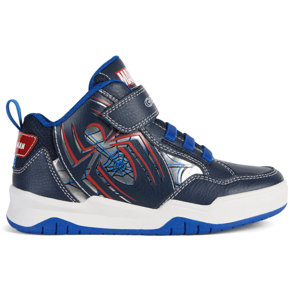 Kids basketball top shoes perth