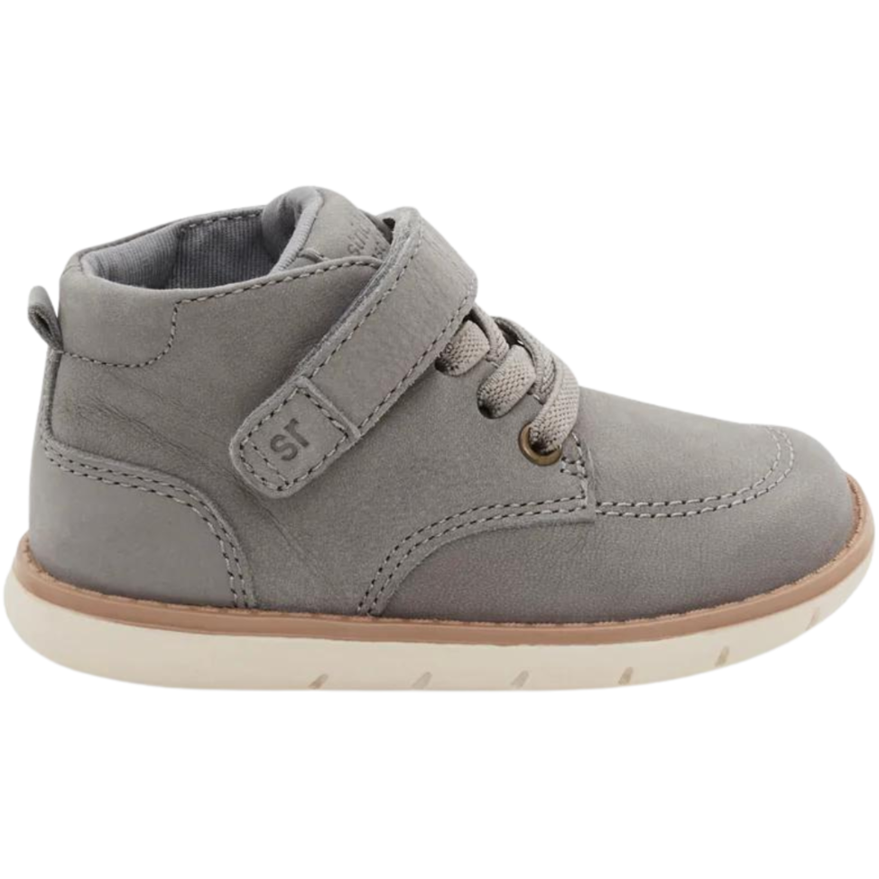 Stride rite store srtech skye sneaker