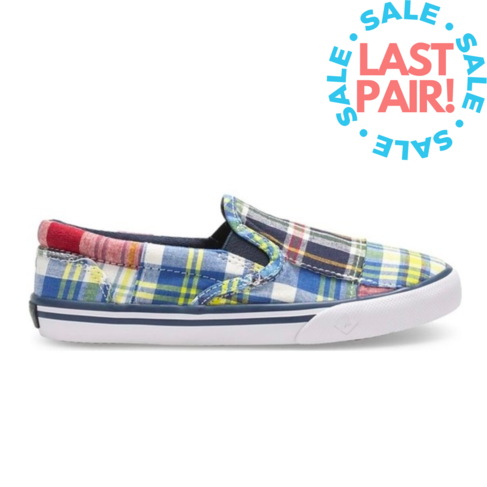 Sperry Striper II Slip On (Child  2 + Youth 3.5)