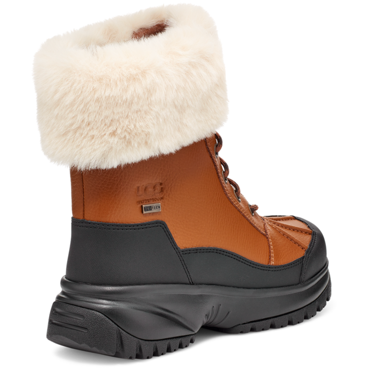 UGG UGG Women's Yose Fluff Chestnut