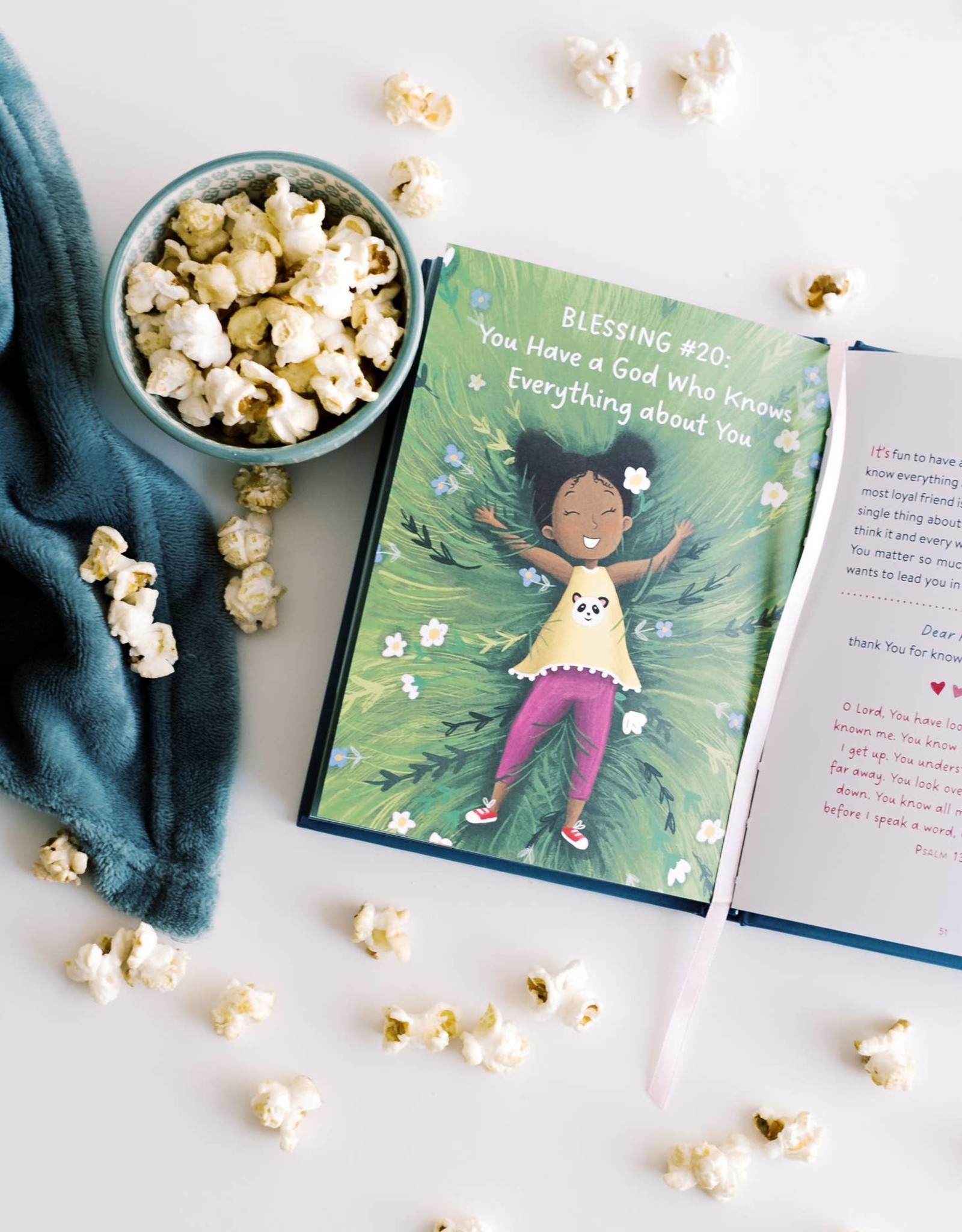 Barbour Publishing Bedtime Blessings and Prayers for Courageous Girls