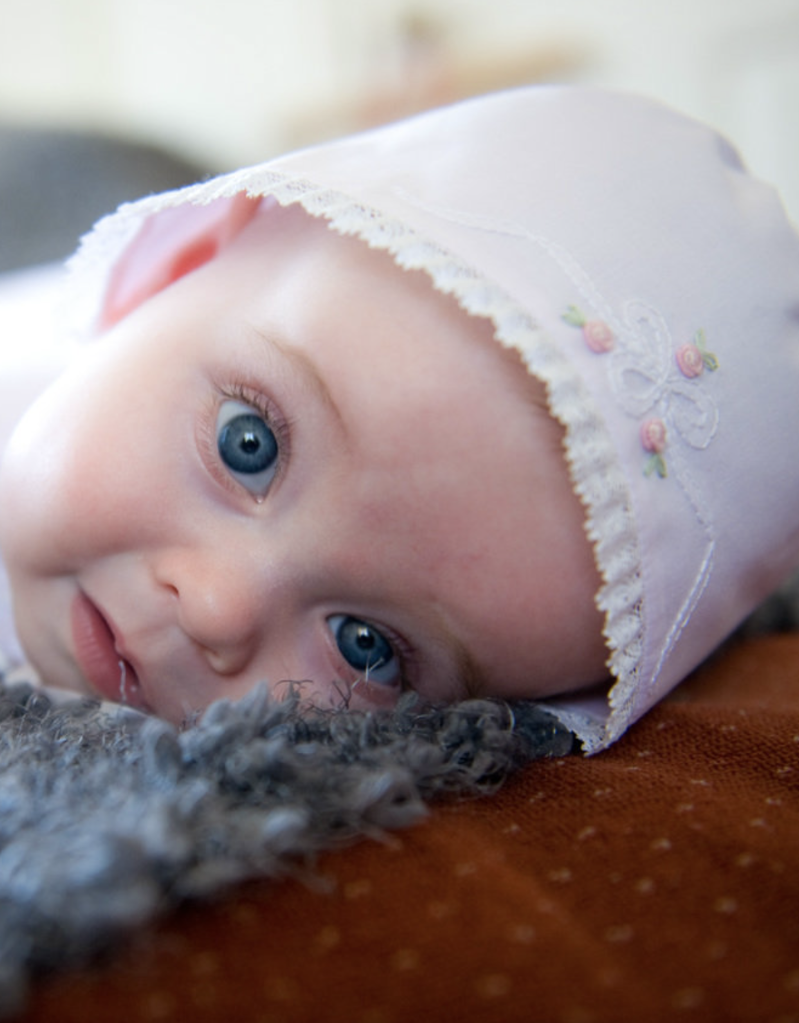 Feltman Brothers 2151 Vintage Bow Bonnet White