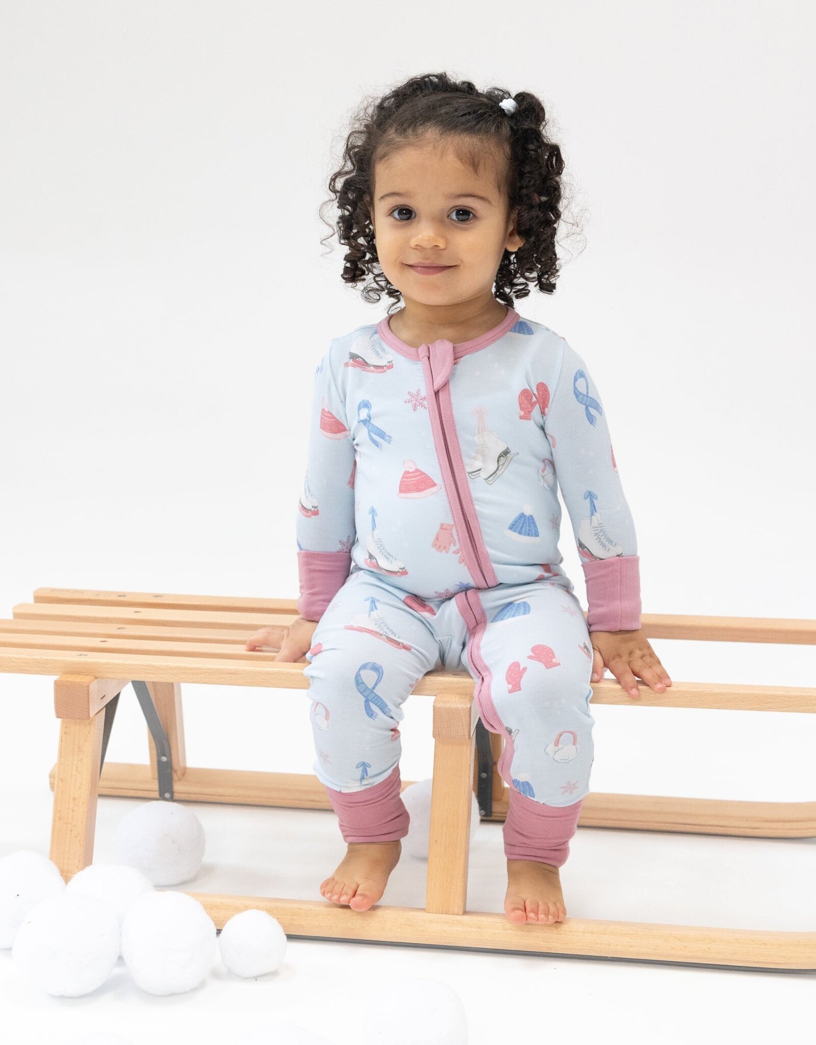 Angel Dear ADF24 2 Way Zipper Romper Ice Skating