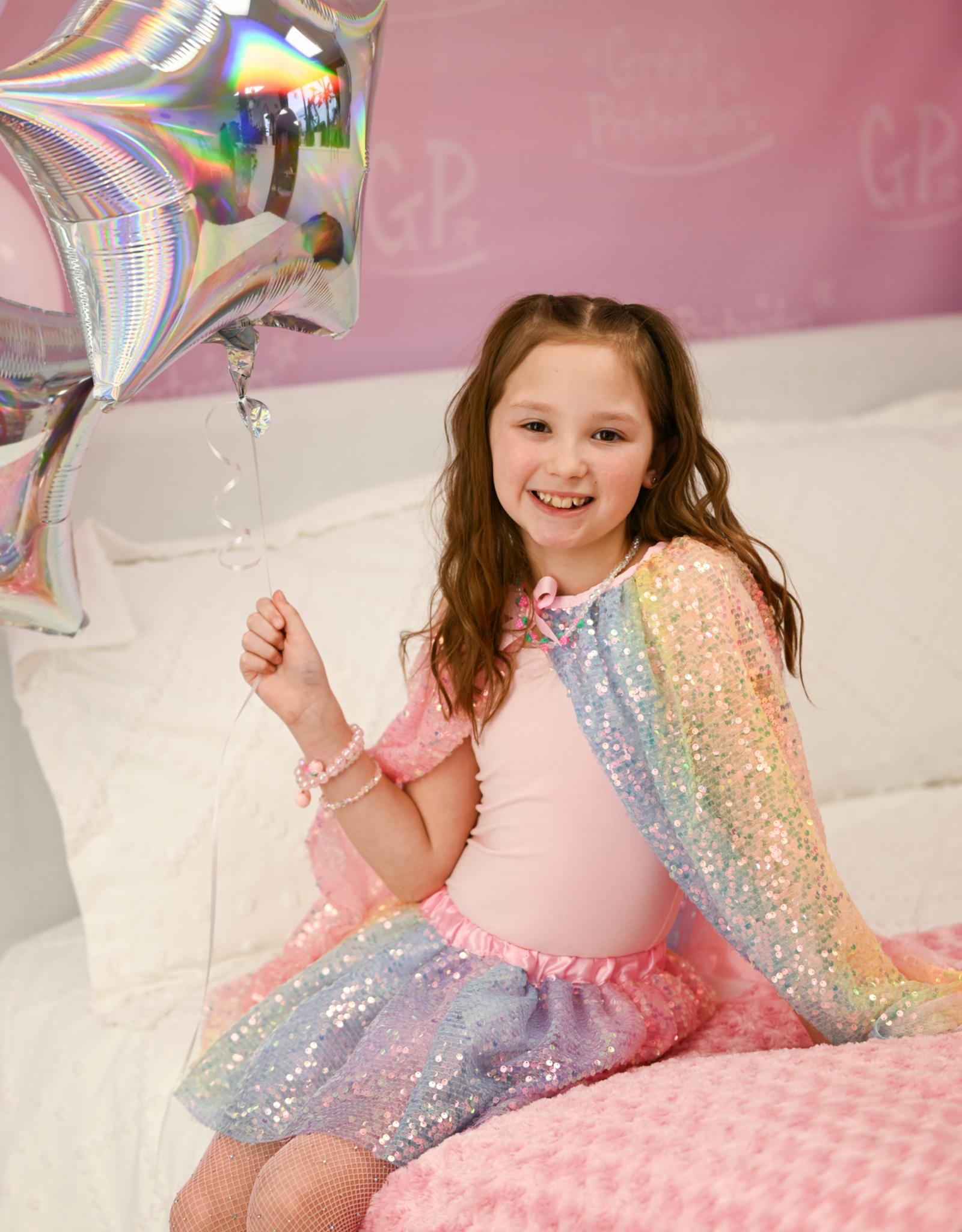 GreatPretenders 51125 Ombre Sequin Cape