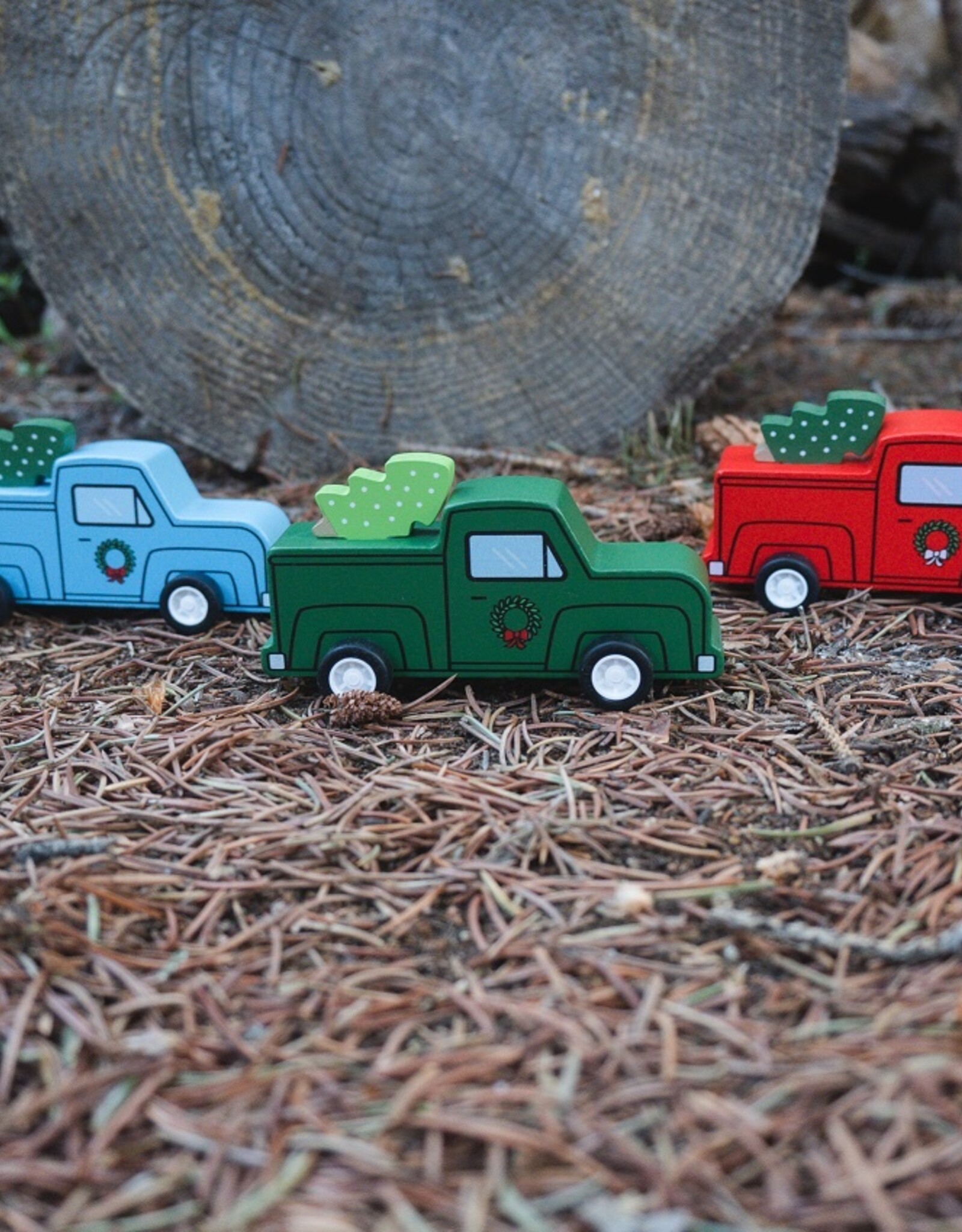 Jack Rabbit Creations Pull Back Retro Truck & Tree