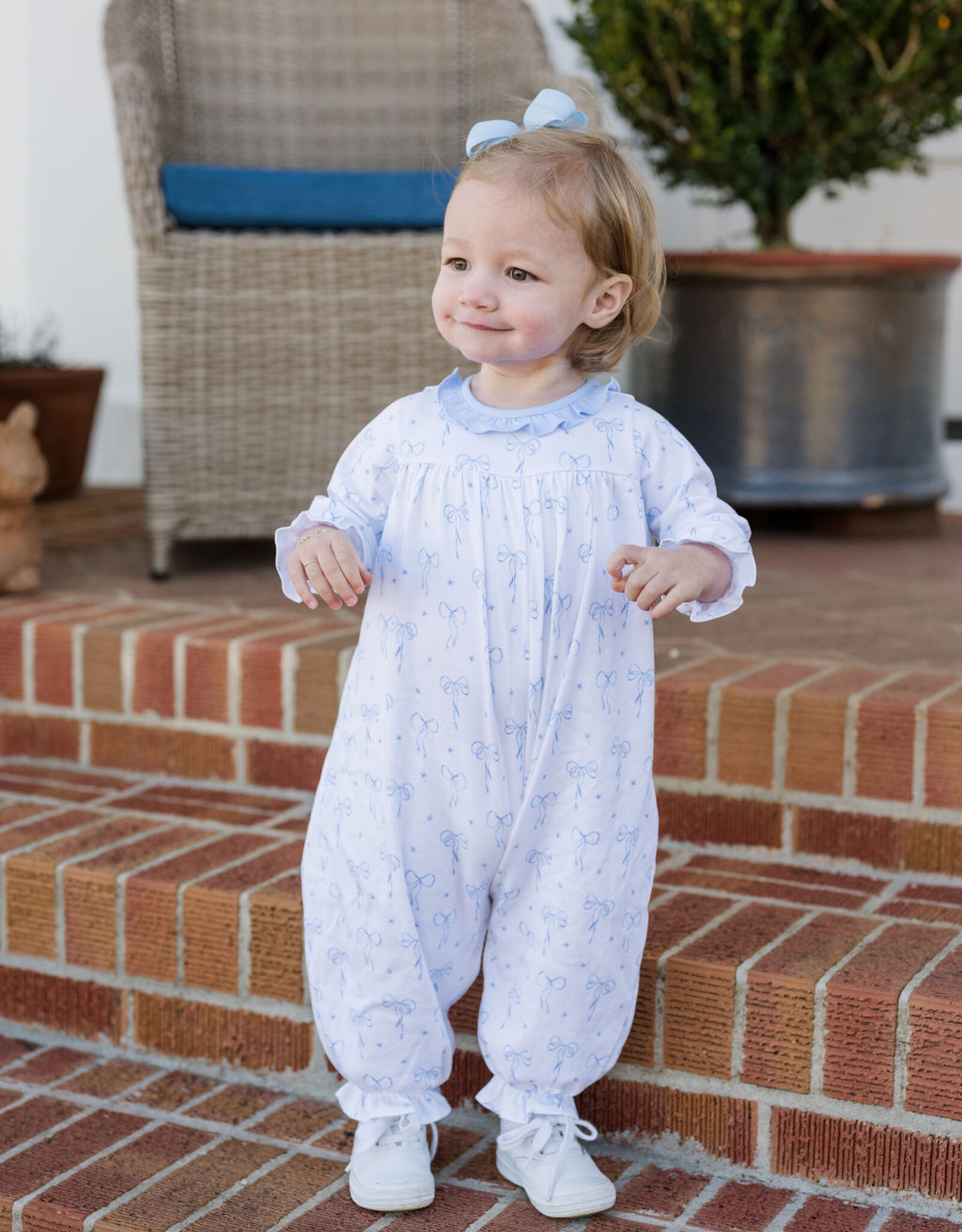 James and Lottie JL25 Lila Long Bubble Blue Bows Knit