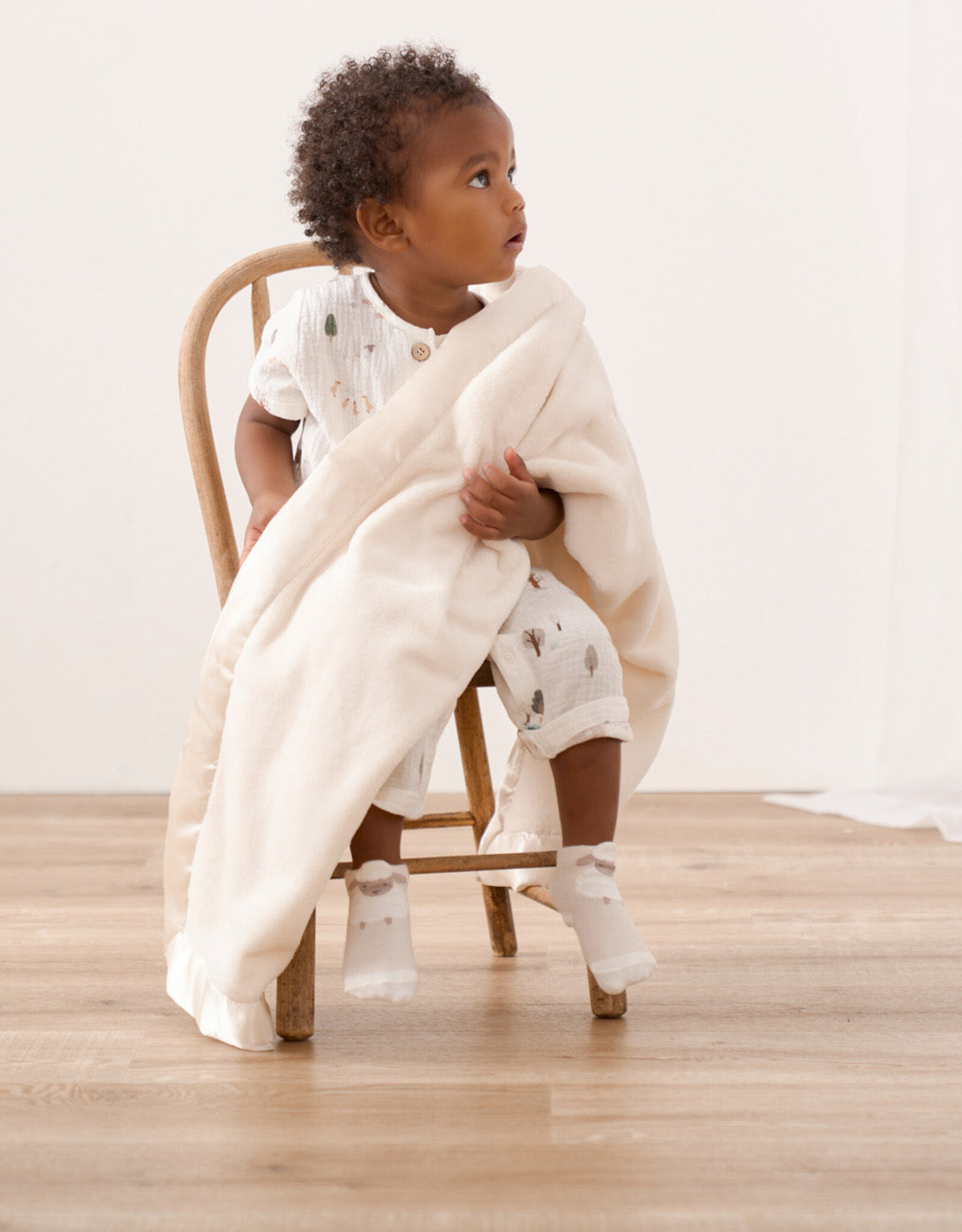 Elegant Baby EB Plush Blanket Cream