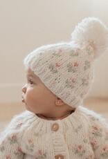 Huggalugs Huggalugs Bitty Blooms White Beanie Huggalugs Huggalugs Bitty Blooms White Beanie