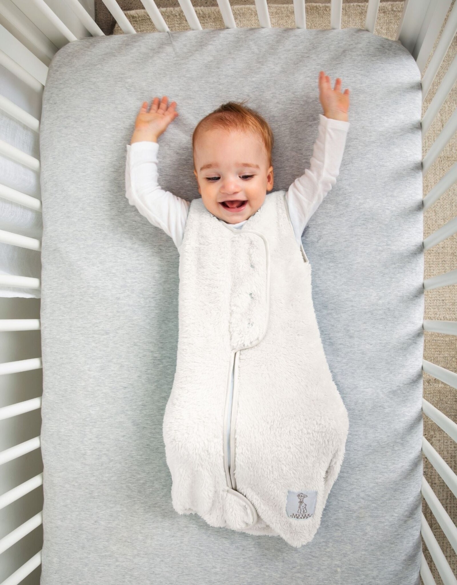 Little Giraffe Stretch Chenille Dreamsack White