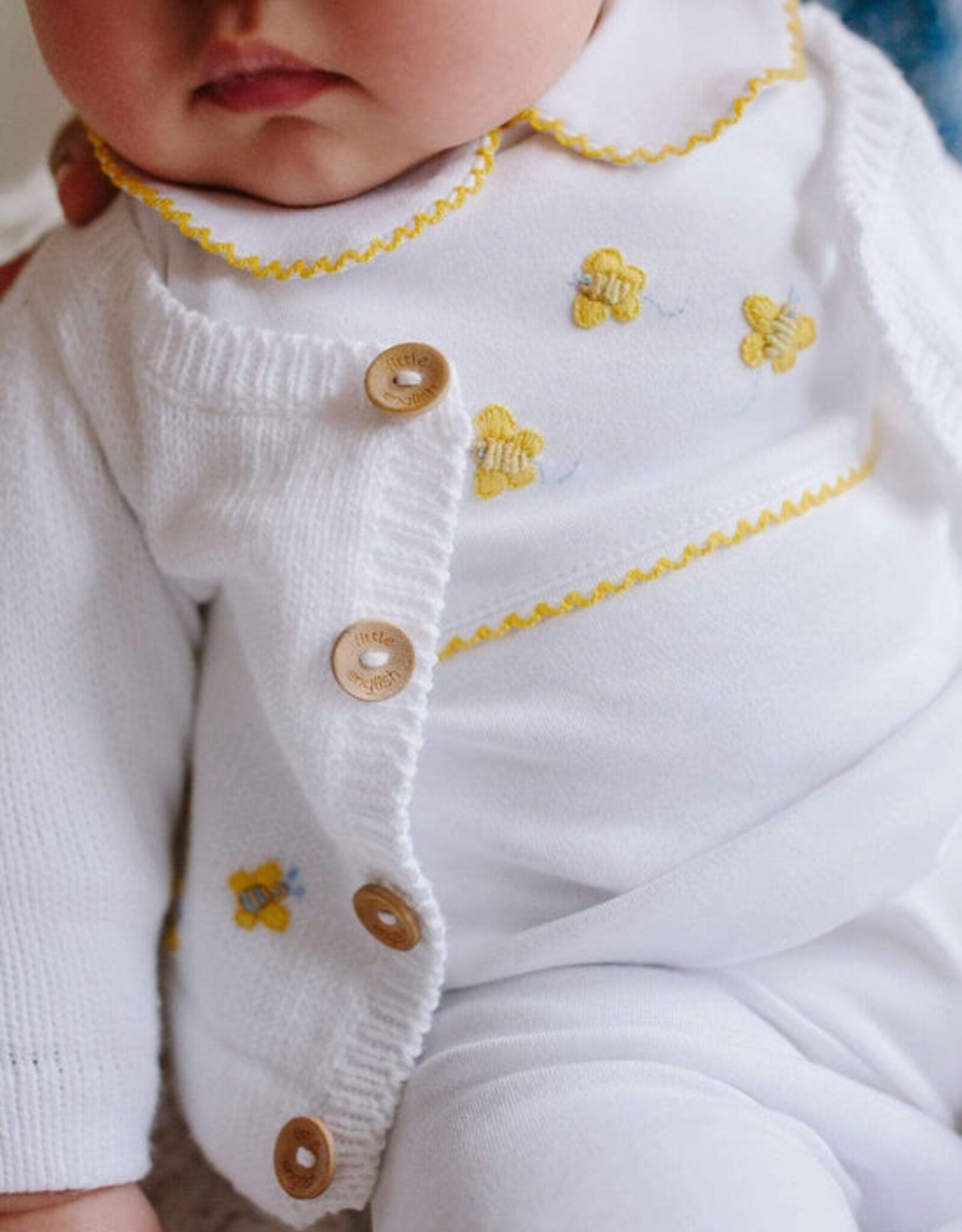 Little English LE Crochet Cardigan White Bee