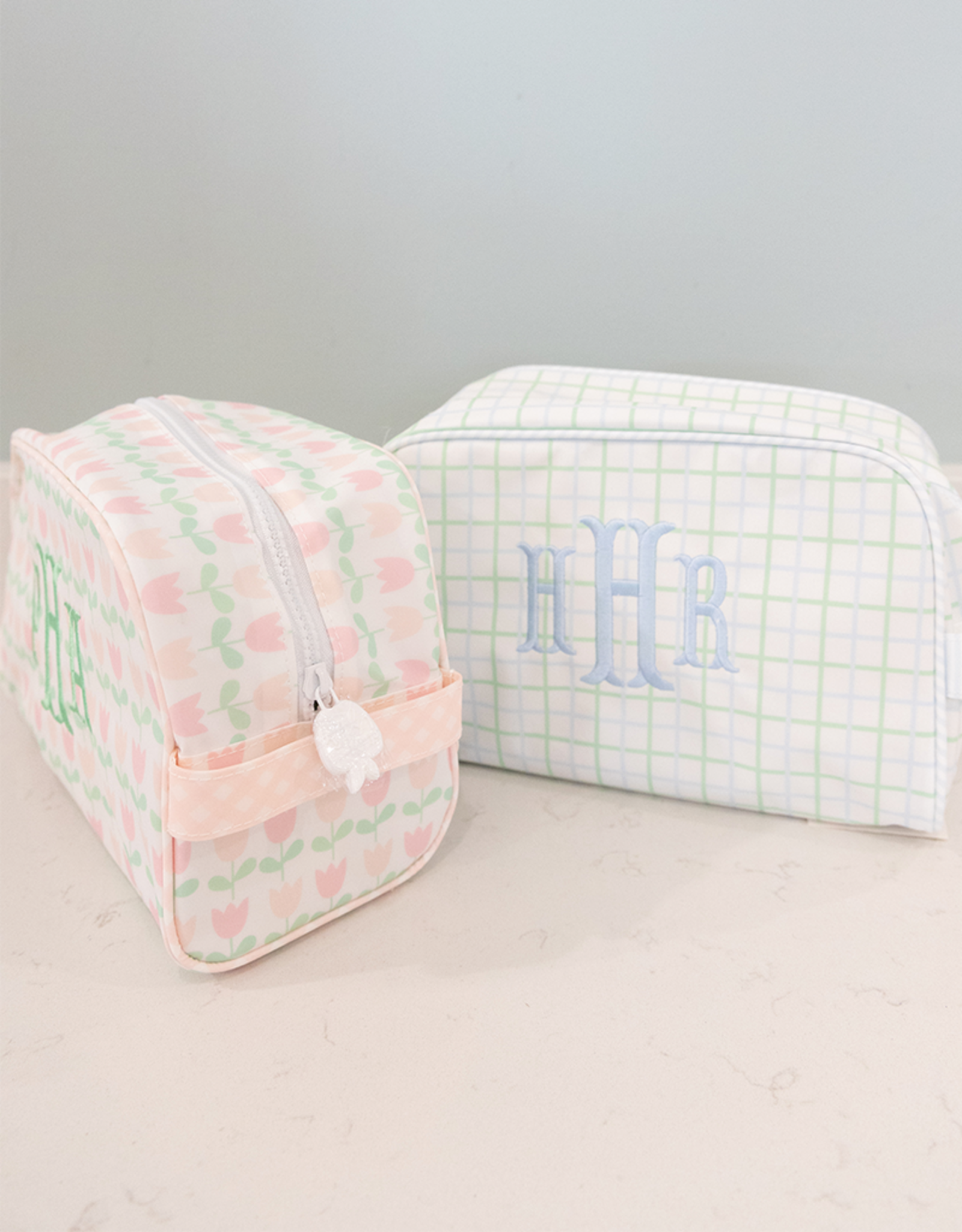 Apple of My Isla Laminated Dopp Kit