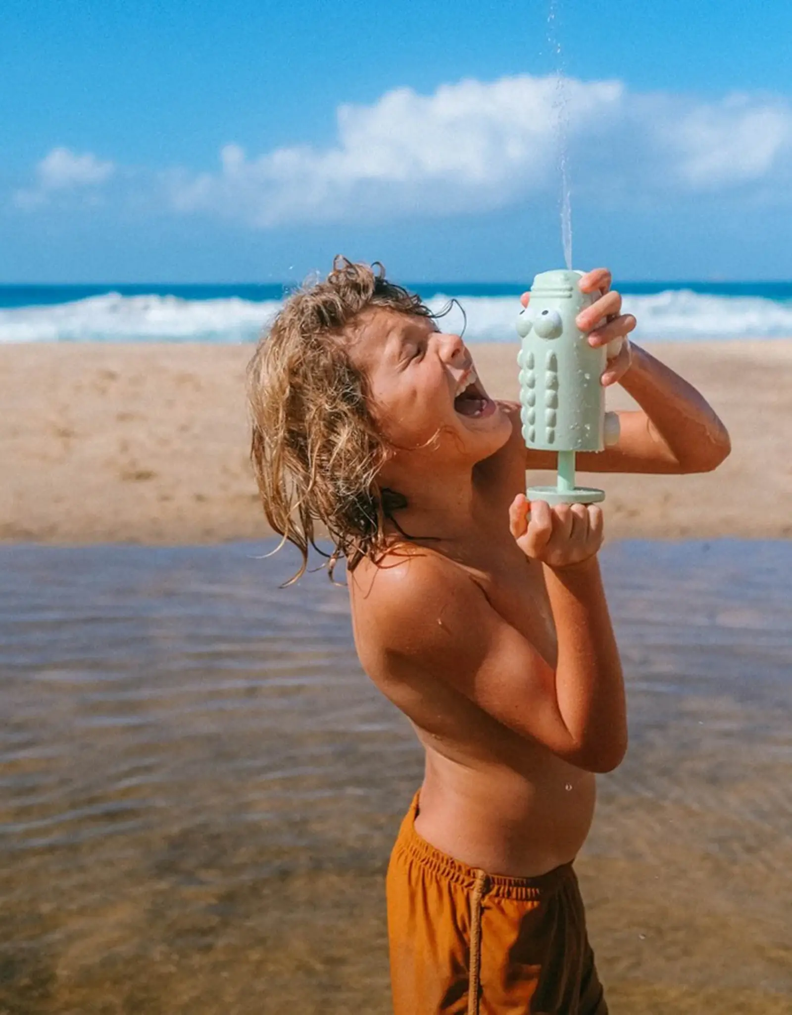 Sunnylife Water Squirters Crocodile Pastel Green