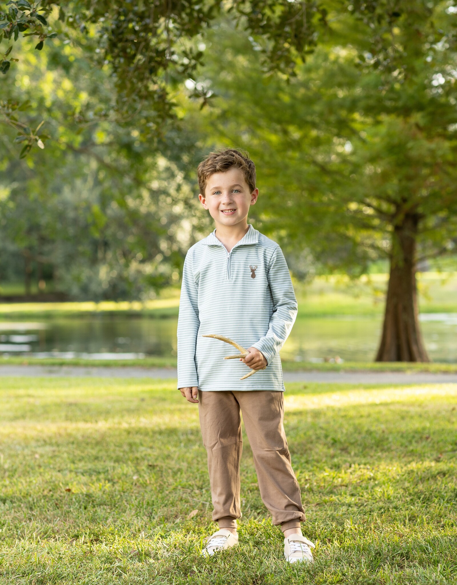 Trotter Street Kids TSF26 Deer 1/4 Zip Pullover