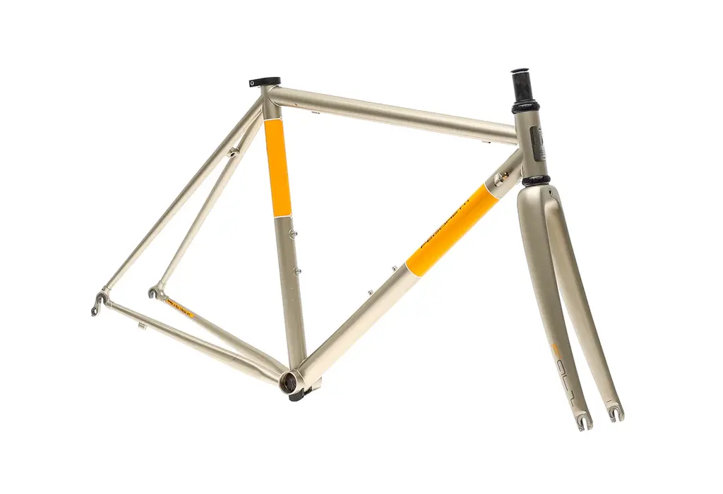 Pegoretti Duende Faema Champagne w/D11 & FALZ 62cm - Dario Made