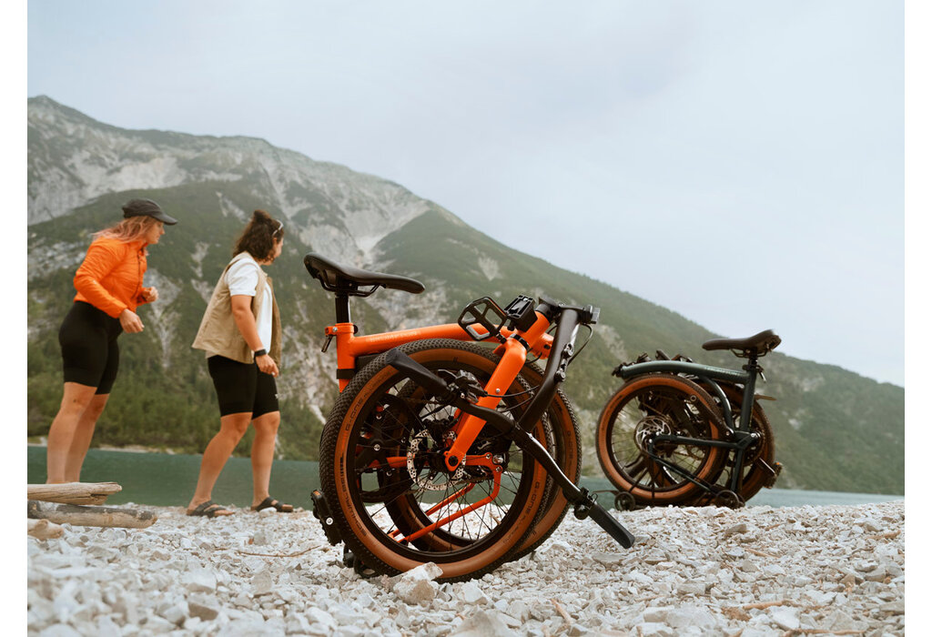 Brompton G Line 8 Speed Medium Adventure Orange