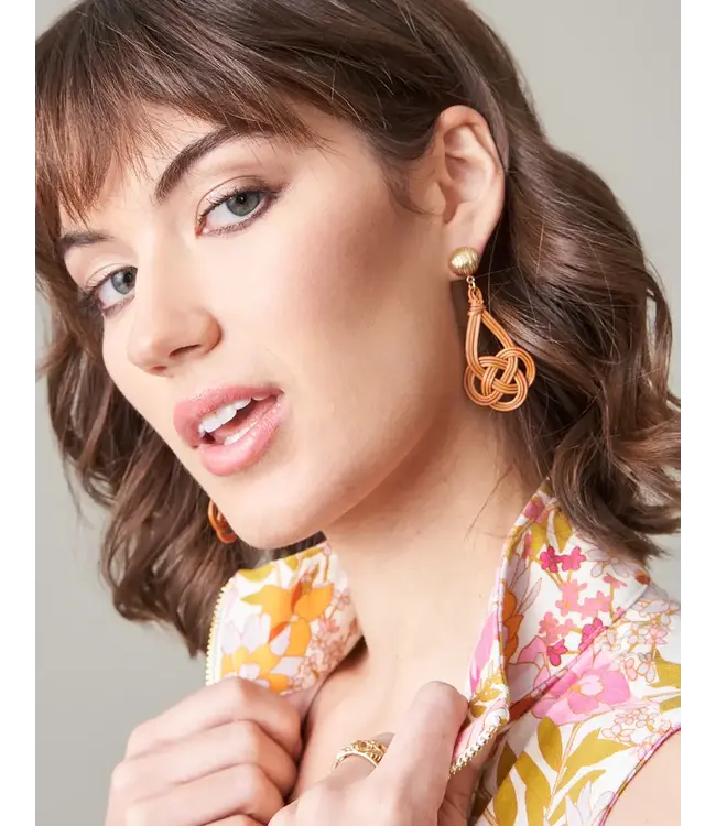 WOVEN KNOT EARRINGS NATURAL