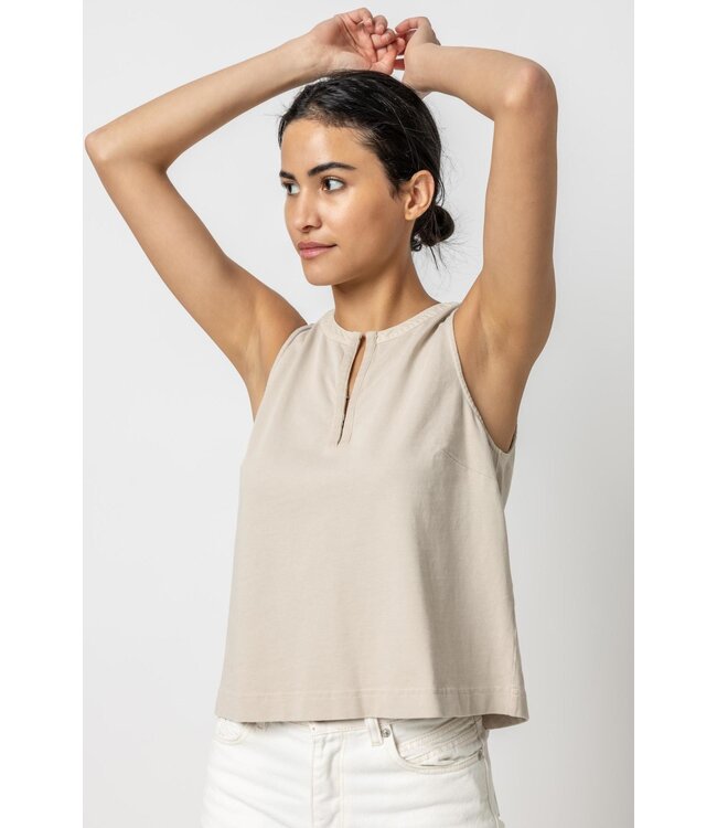 HOOK & EYE TOP