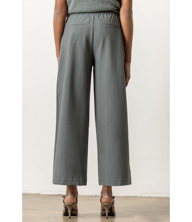WIDE LEG PULL ON PANT