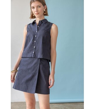 Lilla P EYELET COLLAR SLEEVELESS SHIRT