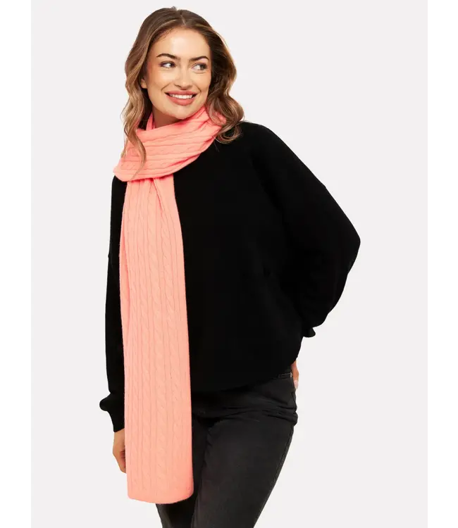 CASHMERE CABLE SCARF