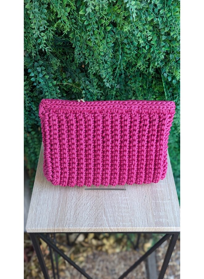 CROCHET CLUTCH