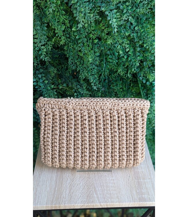 CROCHET CLUTCH