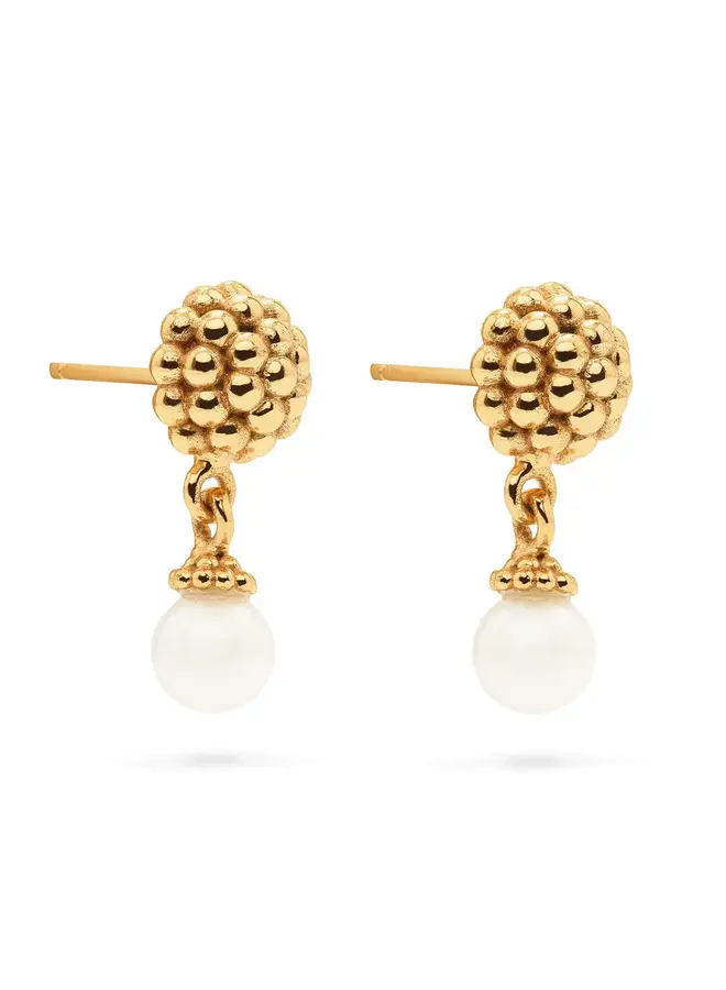 Berry Drop Stud Earrings Pearl