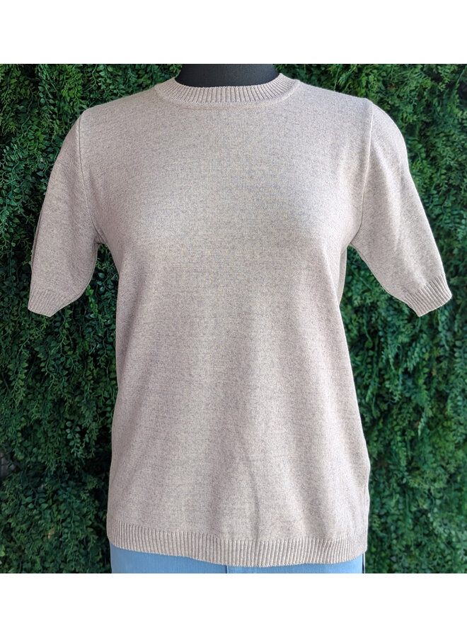 SHORT SLEEVE KNITTED SWEATER