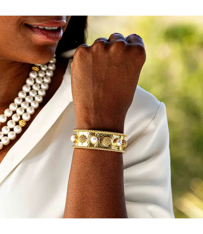 CAPUCINE DE WULF Berry Gem Cuff - Pearl