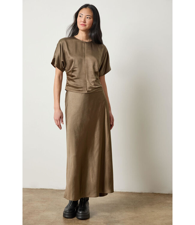 Lilla P SATIN DOLMAN SHORT SLEEVE TOP