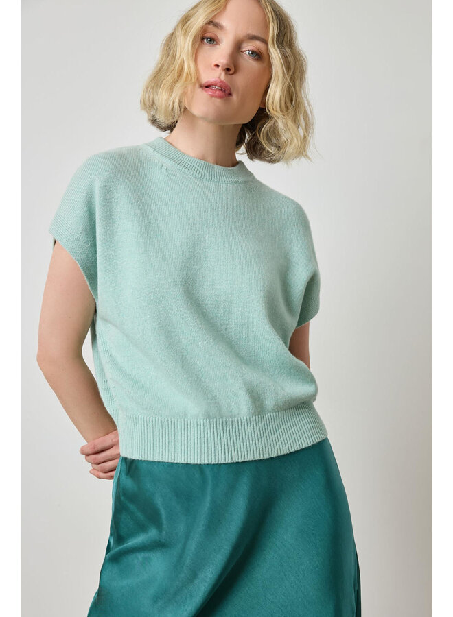BANDED BOTTOM WEDGE SWEATER