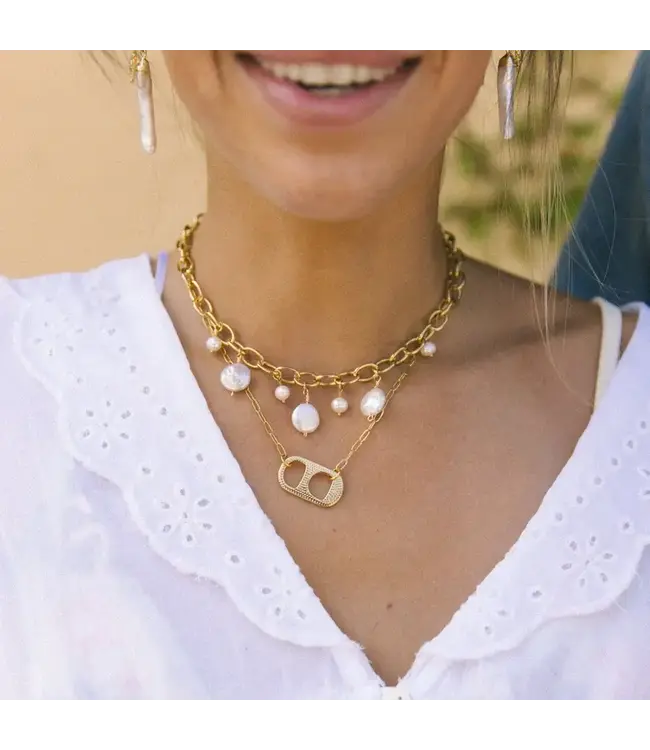 MOTHER OF PEARL NECKLACE