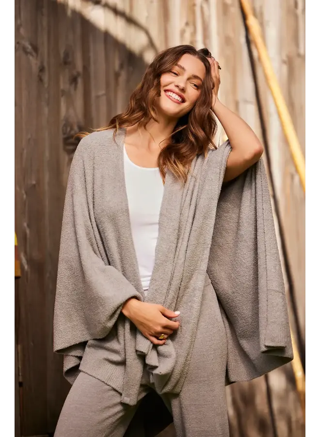 COZY CHIC WEEKEND WRAP