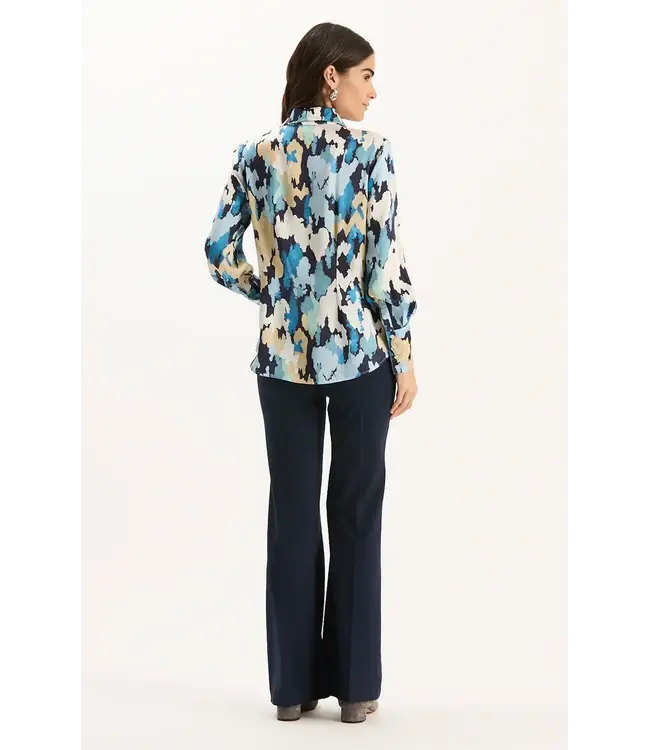 Tyler Boe CHLOE SILK HOLIDAY CAMO