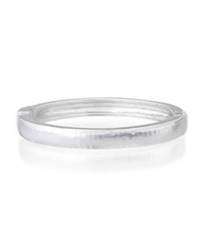 Cleopatra Oval Hinged Bangle, S/M- Silver