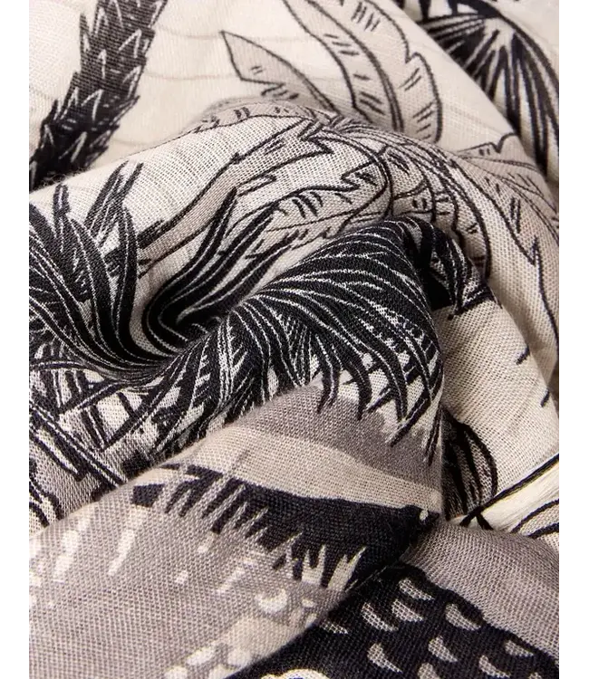 Square Scarf Tabby Landscape