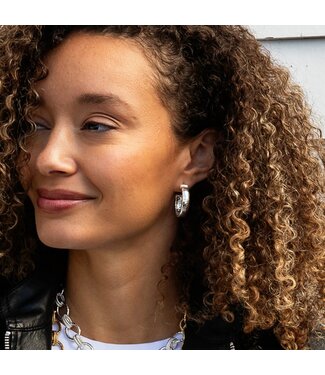 CAPUCINE DE WULF Cleopatra Classic Medium Hoop Earrings - Silver