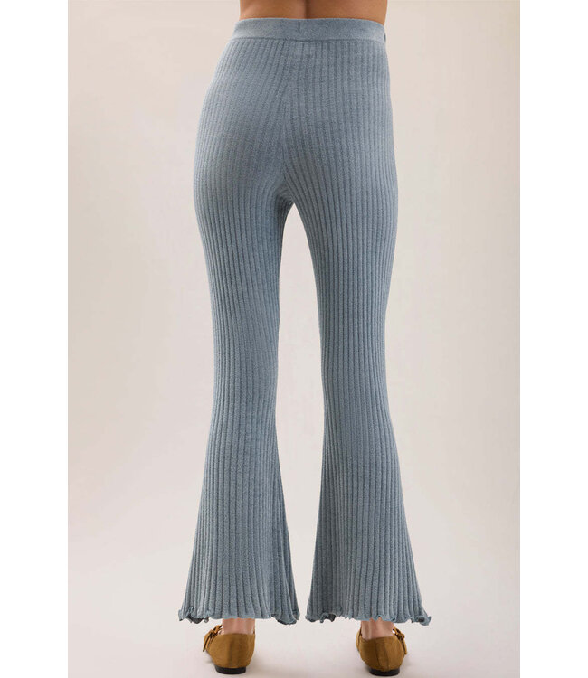 CCUL Petal Edge Rib Kick Flare Ankle Pant
